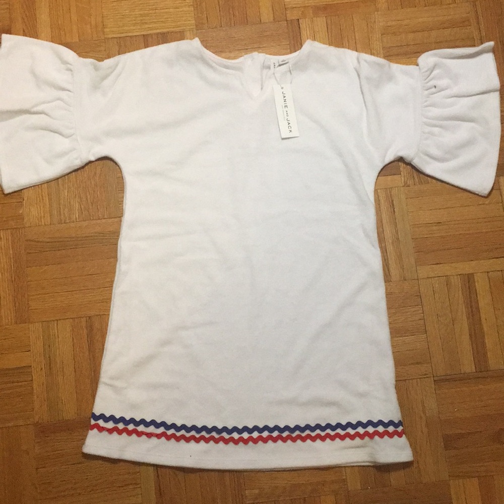 Set including a bathing suit and beach cover-up.